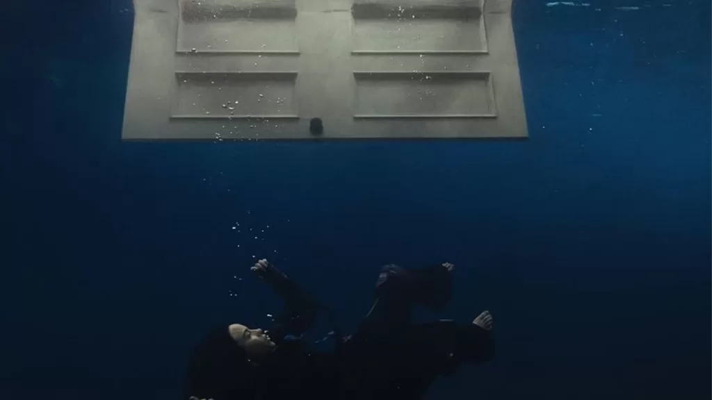 Capa do álbum "Hit Me Hard and Soft", de Billie Eilish.