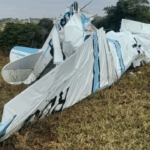 Avião de pequeno porte cai em São José do Rio Preto, interior de São Paulo