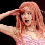 Rosé durante show do BLACKPINK no Coachella 2023