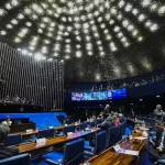 Adultização: projeto de lei é aprovado pelo Senado