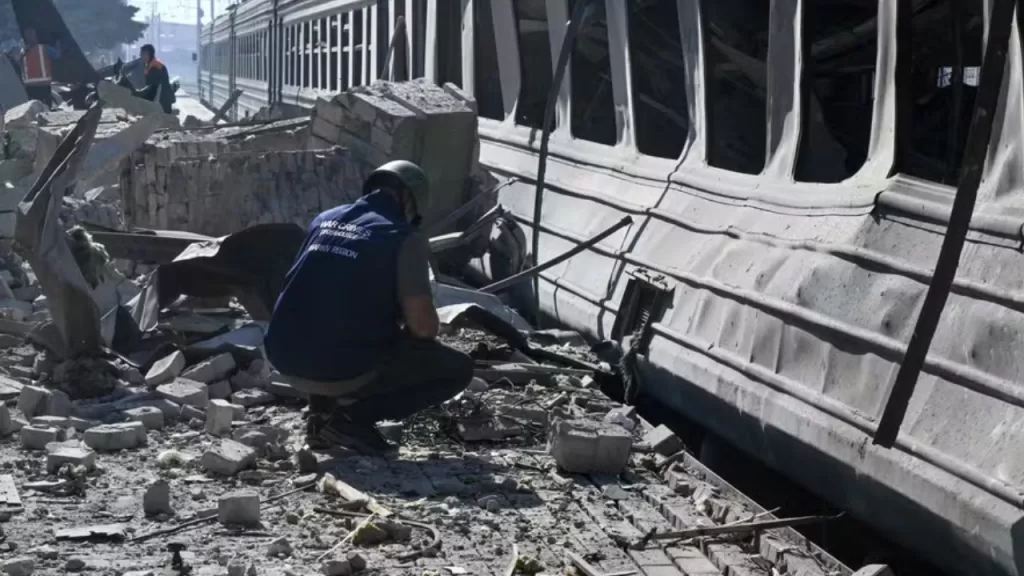 Rússia ataca Kharkiv com míssil balístico durante negociações de cessar-fogo