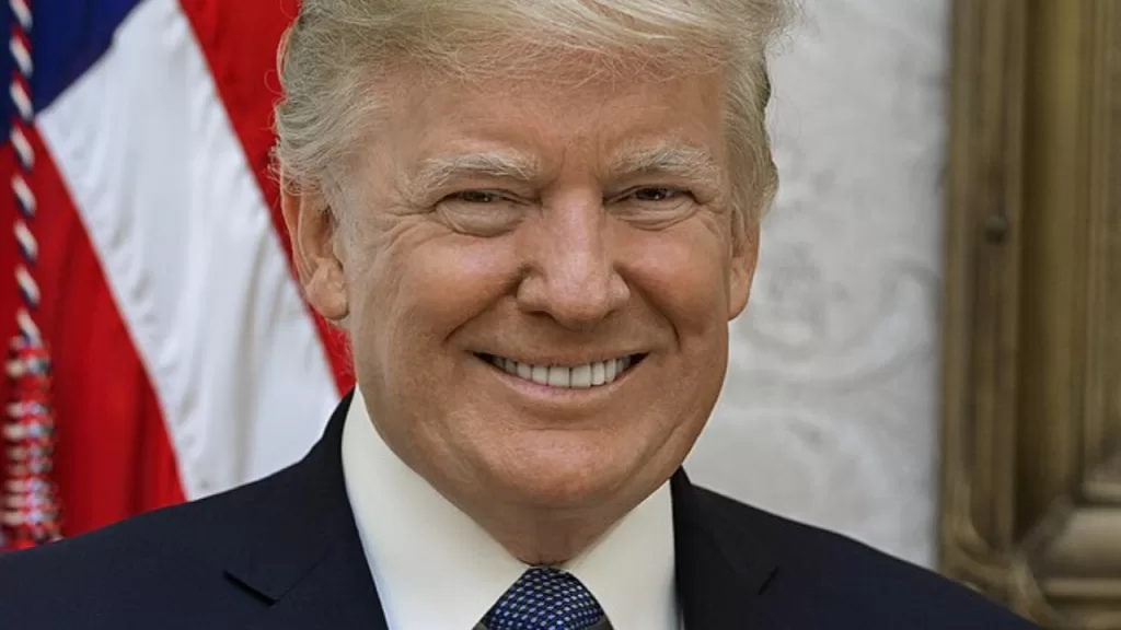 Trump acusa Brasil de “execução política” contra Bolsonaro e critica medidas comerciais