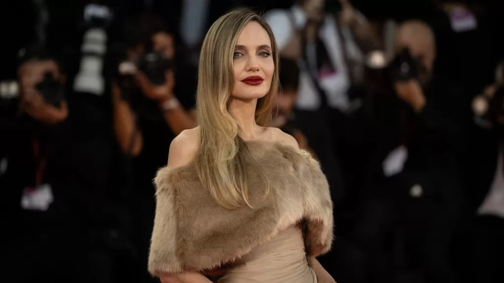Angelina Jolie no Festival de Cinema Internacional de Veneza, em 2024.