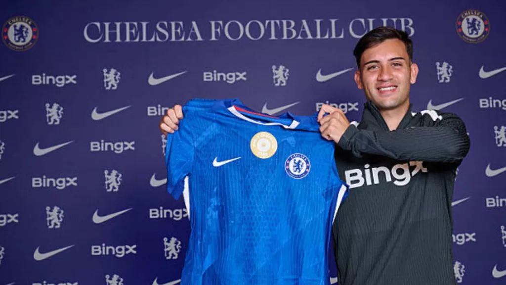 O Chelsea anunciou a contrataçao de Facundo Buonanotte