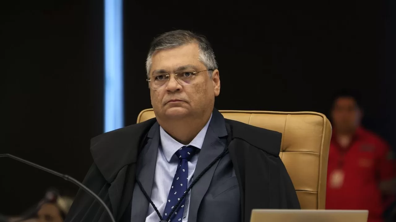 Flávio Dino diz que Bolsonaro e Braga Netto têm “culpabilidade alta”