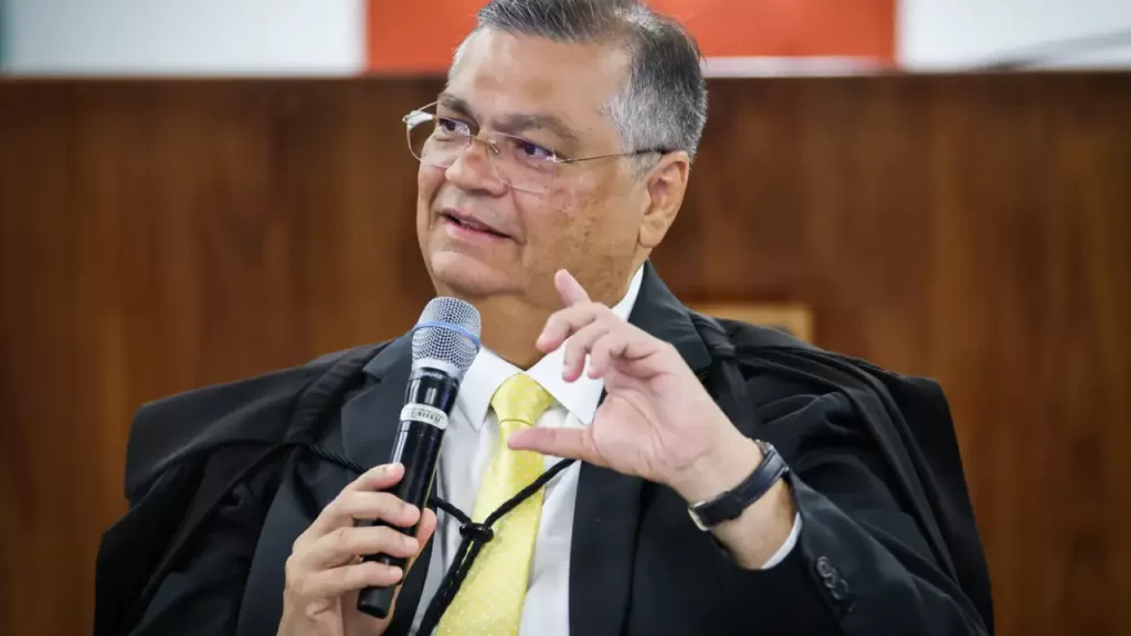 Flávio Dino diz: “Não cabe anistia aos crimes da trama golpista”