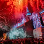 Palco com fogos e luz