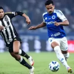 Jogadores de Cruzeiro e Atlético