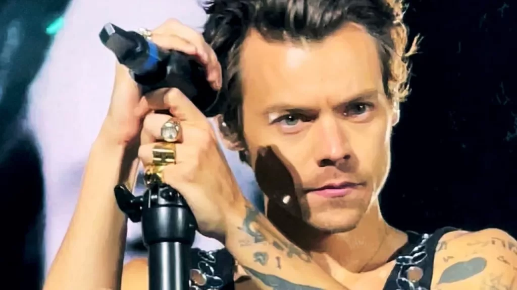 Harry Styles em apresentação