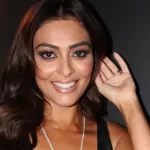 Juliana Paes posando em evento, em 2015