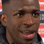 Vini Jr. em conferência pós-jogo do Real Madrid