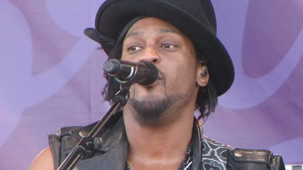 D'Angelo em show no festival Pori Jazz, na Finlândia