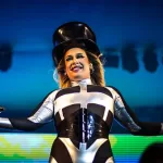 Gloria Groove se apresenta em 2023.