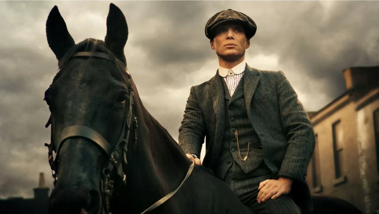 Protoganista de Peaky Blinders em poster promocional da série