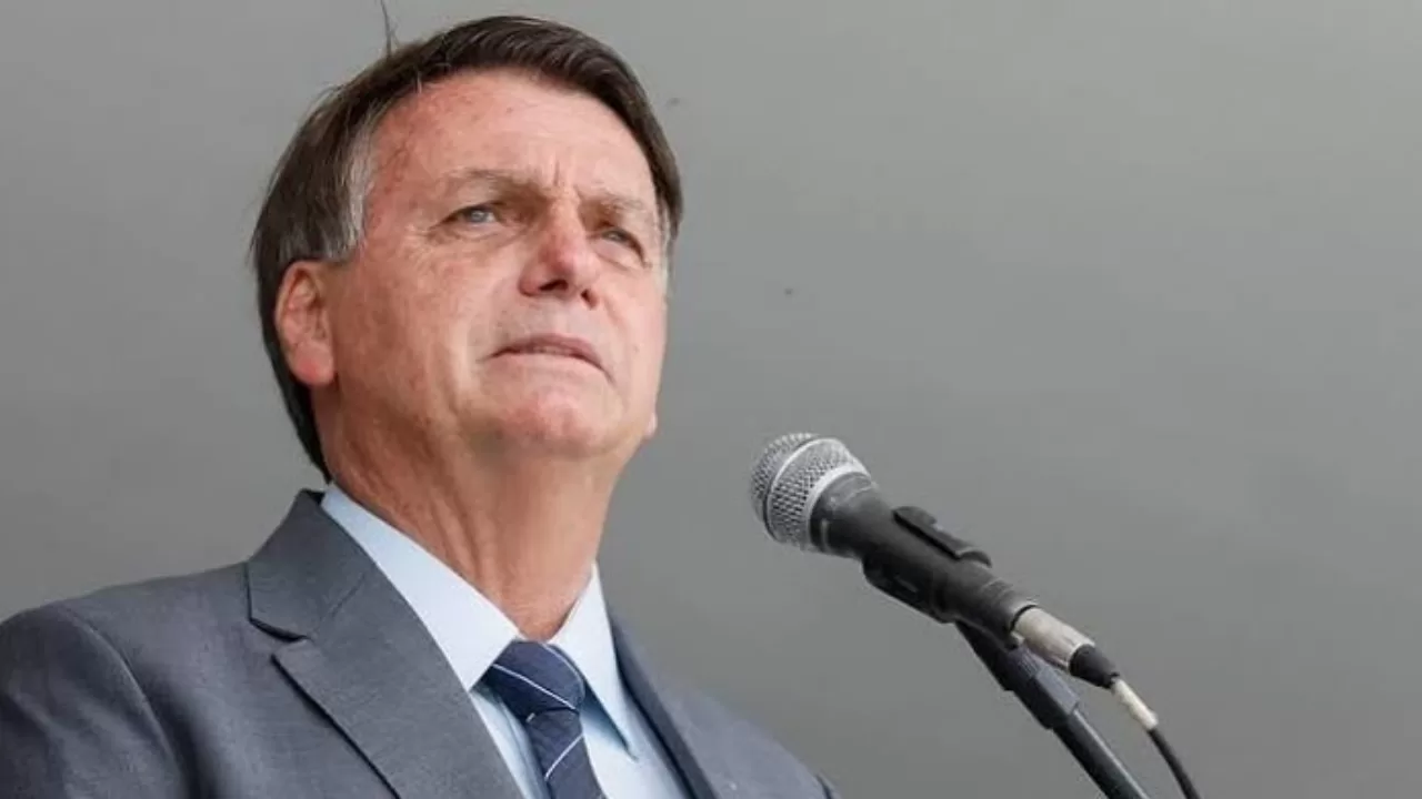 Bolsonaro perde salário de mais de R$ 40 mil do PL. Rolling Screenn.