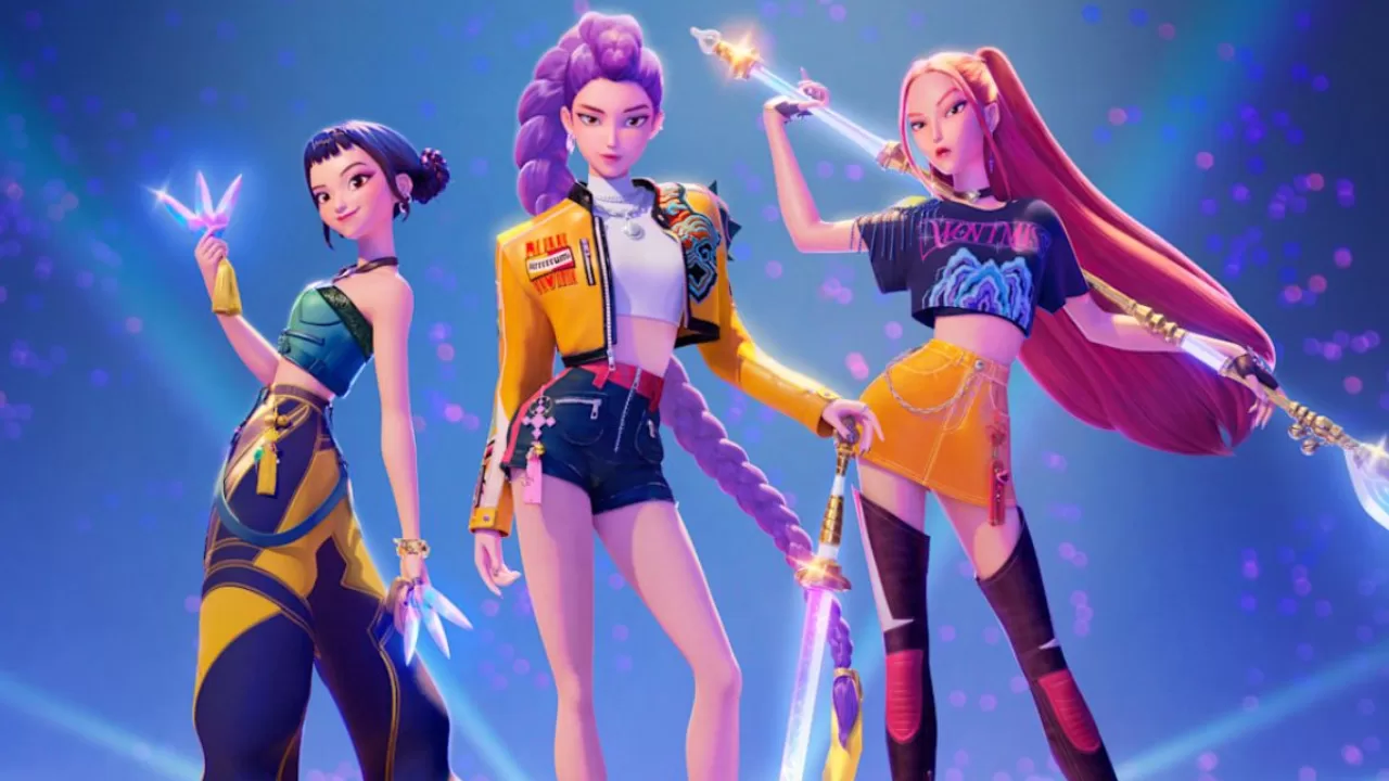 Zoye, Rumi e Mira juntas em fundo azul.