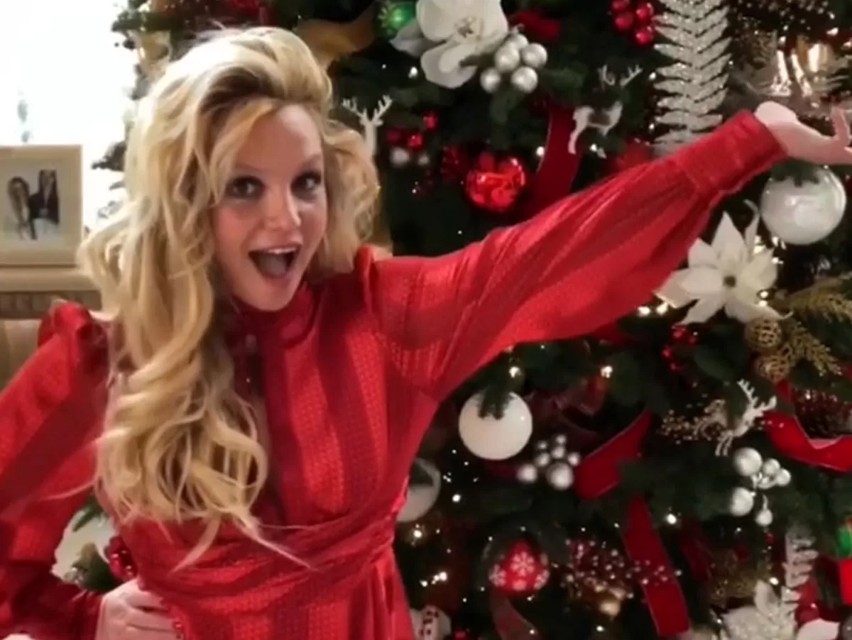 Britney Spears lança lyric vídeo de “My Only Wish (This Year)” para o Natal