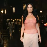 “It’s Not That Deep” cai da Billboard 200