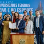Lula anuncia criação de duas novas universidades.