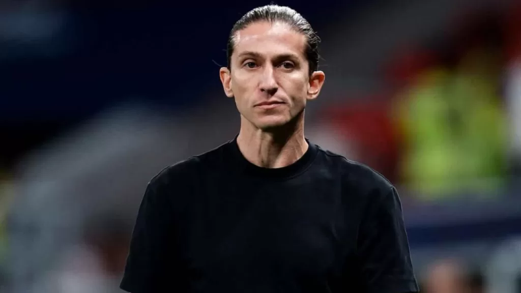 Flamengo renova contrato com Filipe Luís até o fim de 2027