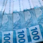 Governo confirma reajuste e fixa salário mínimo para R$ 1.621 em 2026