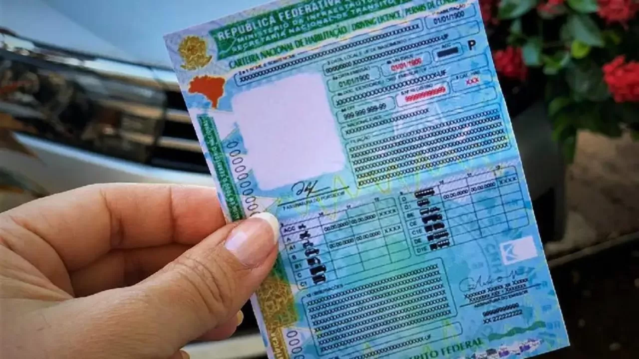 Exame toxicológico passa a ser exigido para obter 1ª CNH. Rolling Screenn