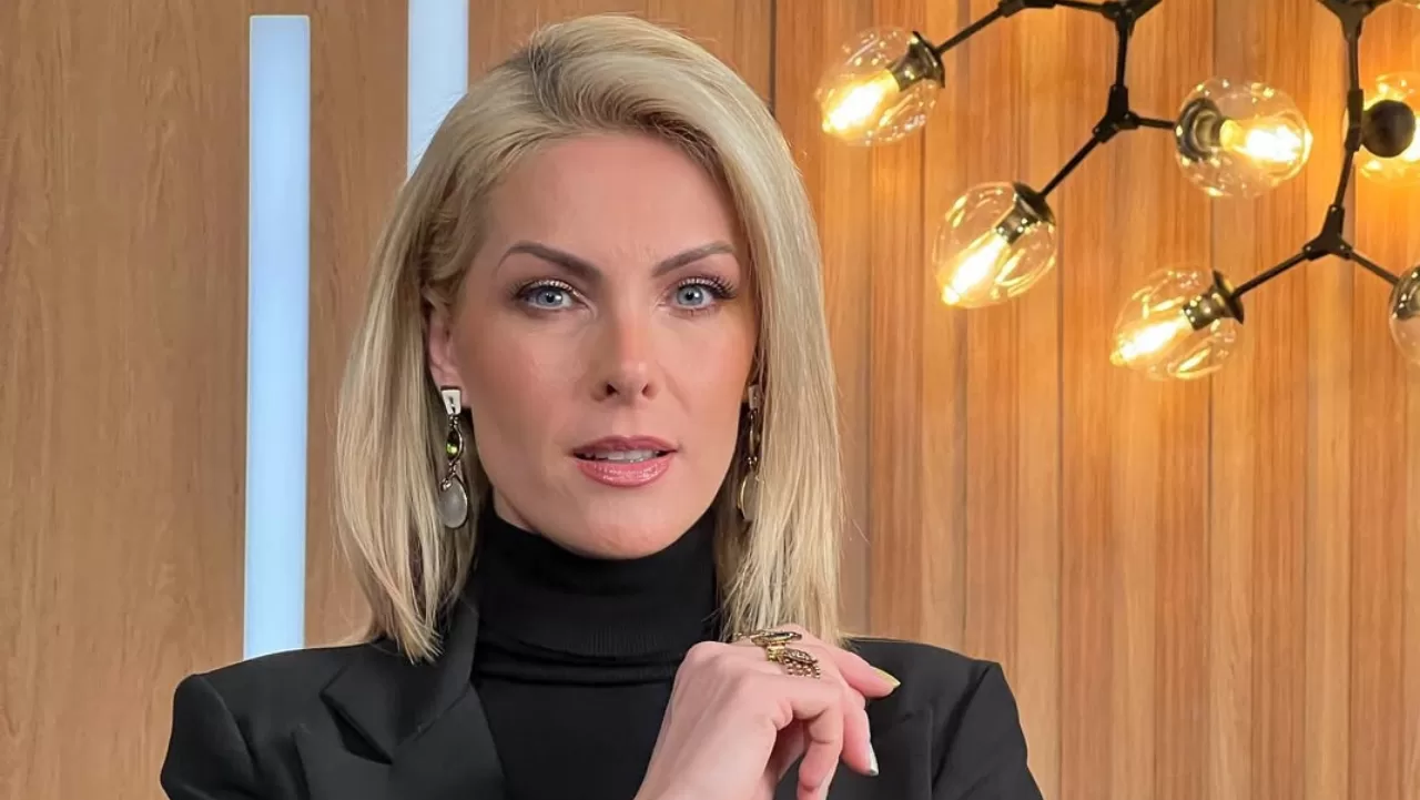 Ana Hickmann nos bastidores do Hoje em dia (reprodução/Instagram/@ahickmann)