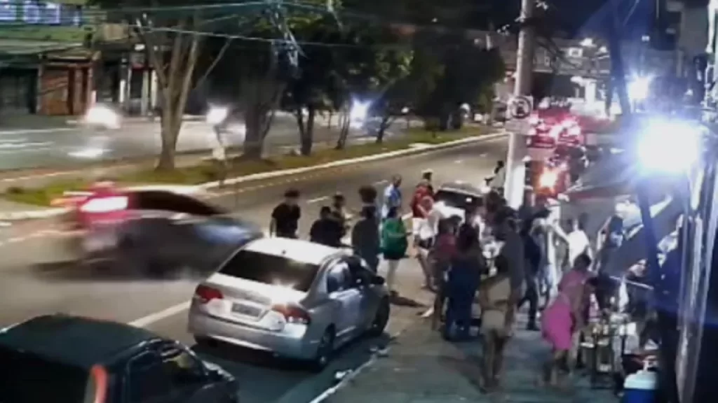 Motorista alcoolizado provoca acidente fatal e atropela três pessoas na zona leste de São Paulo
