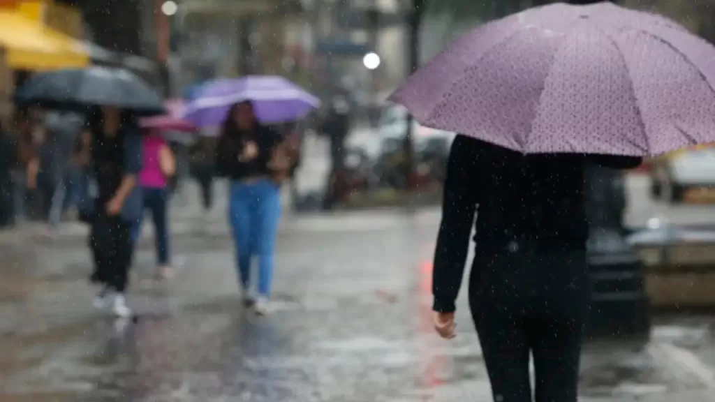 Primeiro ciclone extratropical de 2026 provoca temporais e deixa Sul em alerta. Rolling Screenn