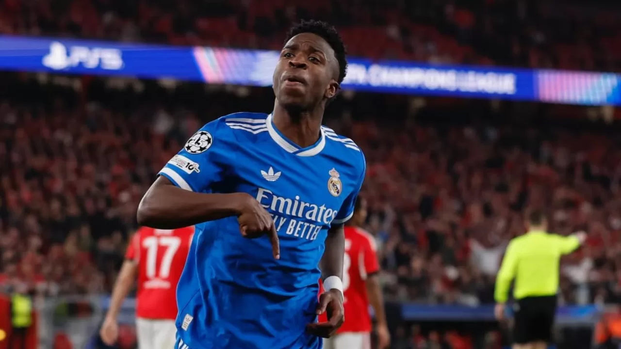 UEFA | Vini Jr. em jogo no Bernabeu